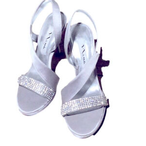 Nina Silver Satin Pumps With Rhinestone Trim, Size 6.5 M.